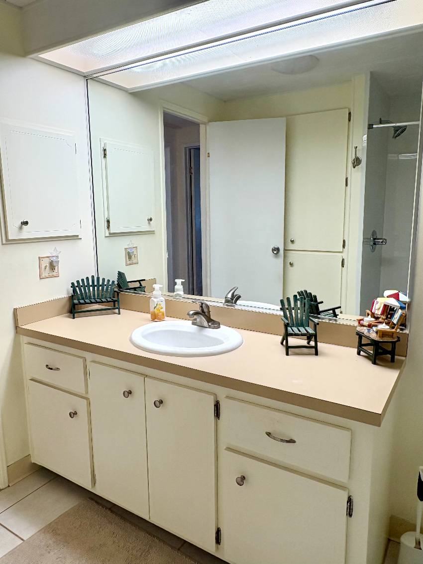 433 Bimini a Venice, FL Mobile or Manufactured Home for Sale